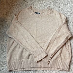 Banana Republic Women's Beige Crew Neck Sweater
